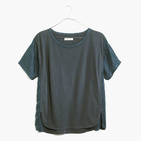 SHIRTTAIL TEE