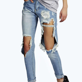 Sara Boyfriend Distressed Jeans