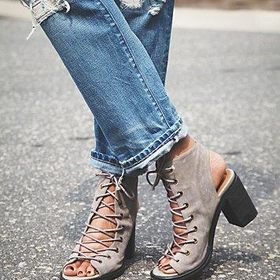 Jeffrey Campbell + Free People Womens Minimal Lace Up Heel